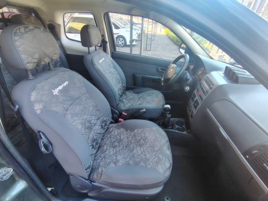 FIAT - STRADA - 2010/2010 - Verde - R$ 48.900,00