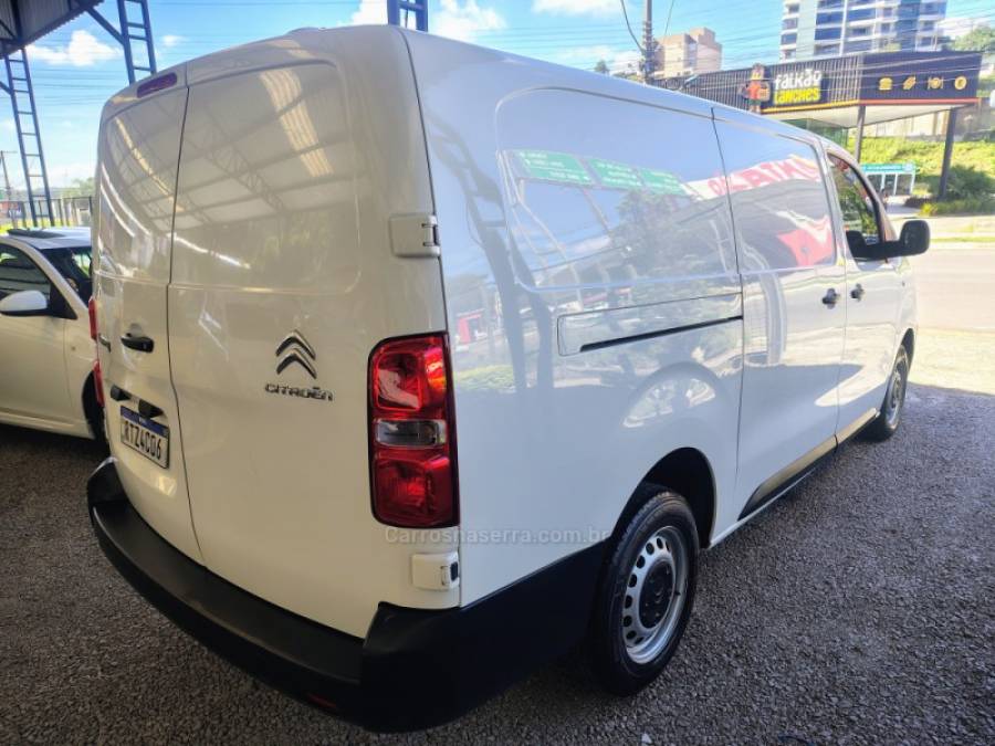 CITROËN - JUMPY - 2022/2022 - Branca - R$ 119.000,00
