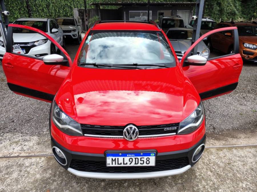 VOLKSWAGEN - SAVEIRO - 2013/2014 - Vermelha - R$ 64.000,00