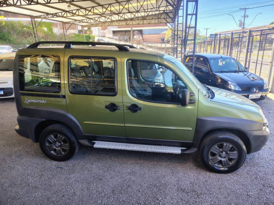 FIAT - DOBLÓ - 2004/2004 - Verde - R$ 34.000,00