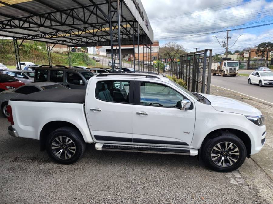 CHEVROLET - S10 - 2018/2018 - Branca - R$ 138.000,00