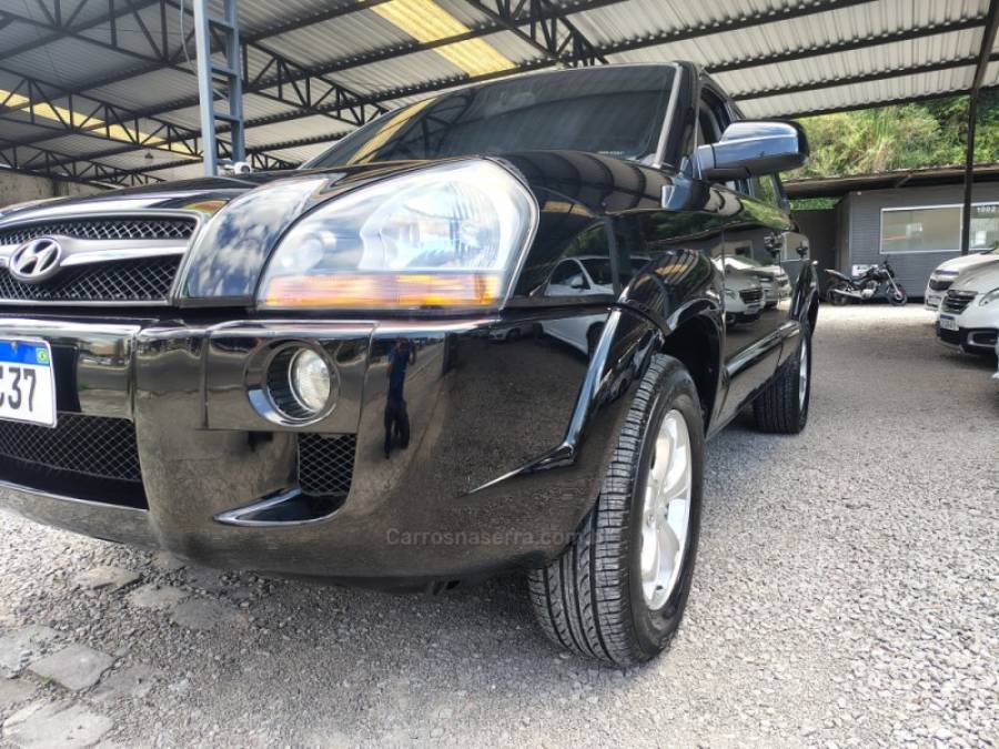 HYUNDAI - TUCSON - 2012/2013 - Preta - R$ 48.500,00