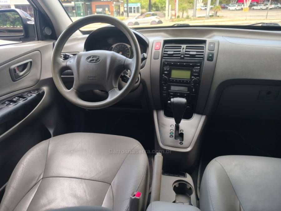 HYUNDAI - TUCSON - 2012/2013 - Preta - R$ 48.500,00