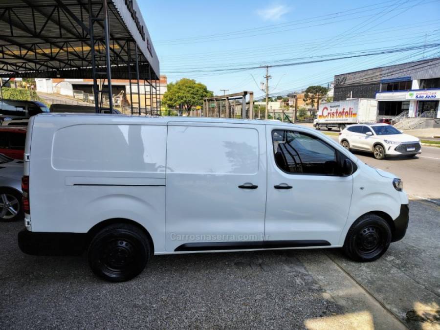 PEUGEOT - EXPERT - 2018/2019 - Branca - R$ 105.000,00