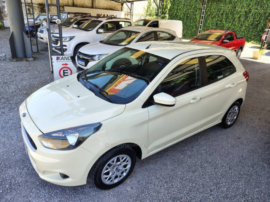 FORD - KA - 2015/2016 - Branca - R$ 41.000,00