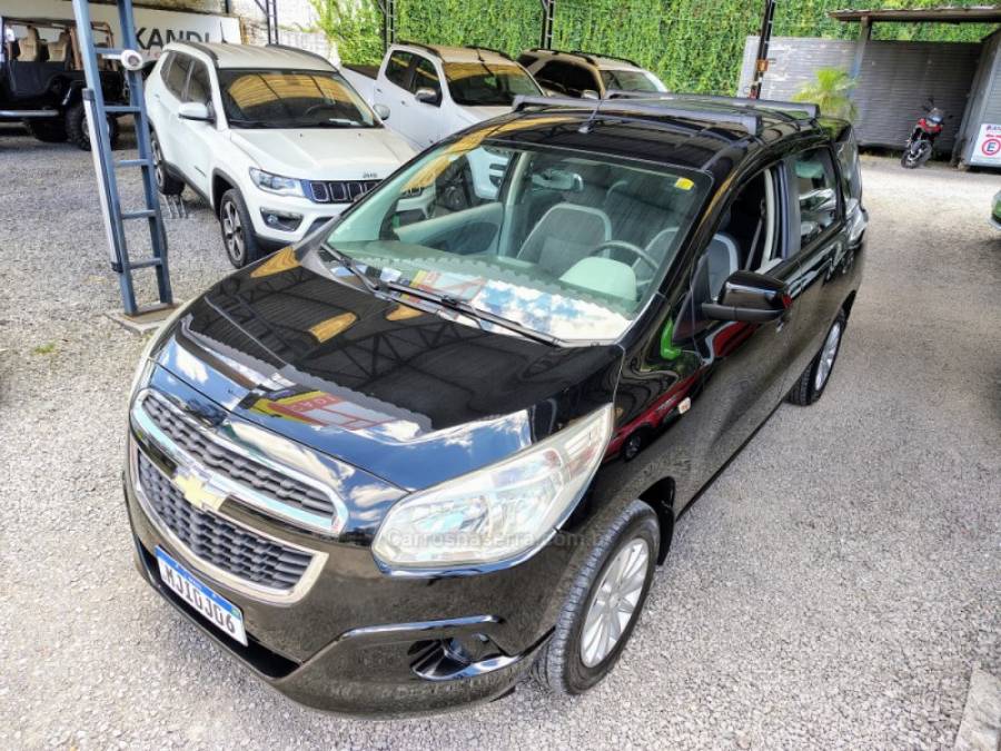 CHEVROLET - SPIN - 2012/2013 - Preta - R$ 43.000,00