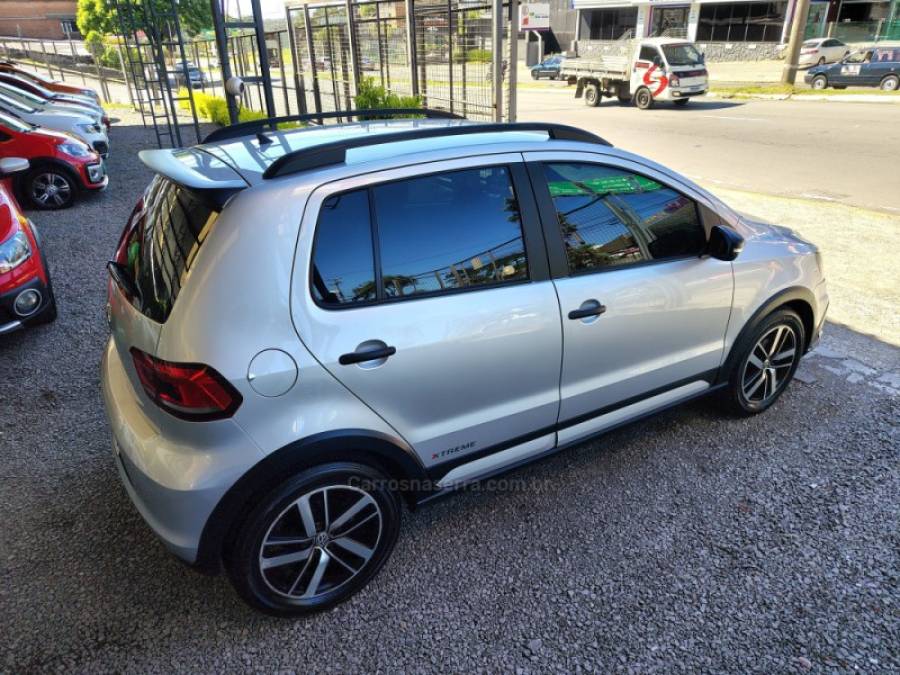 VOLKSWAGEN - FOX - 2019/2020 - Prata - R$ 65.000,00