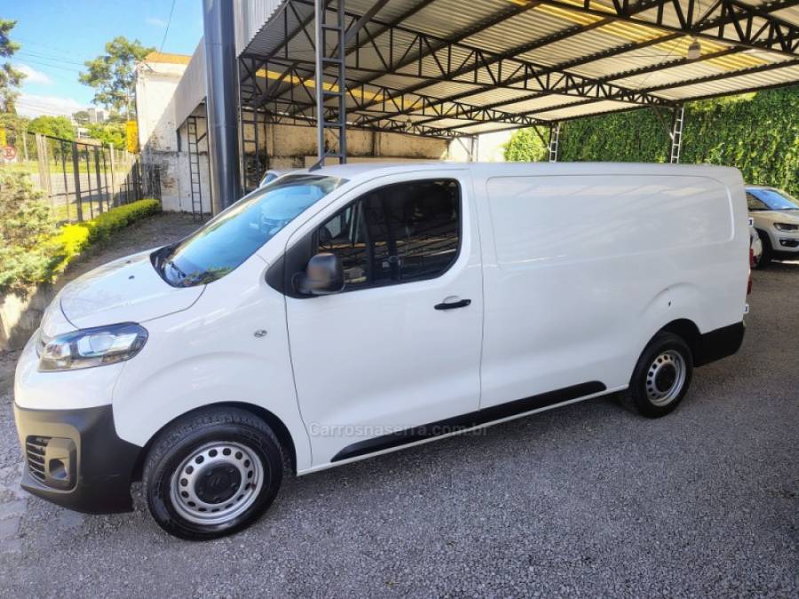 CITROËN - JUMPY - 2022/2022 - Branca - R$ 119.000,00