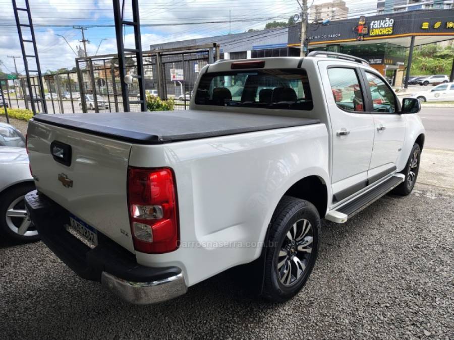 CHEVROLET - S10 - 2018/2018 - Branca - R$ 138.000,00