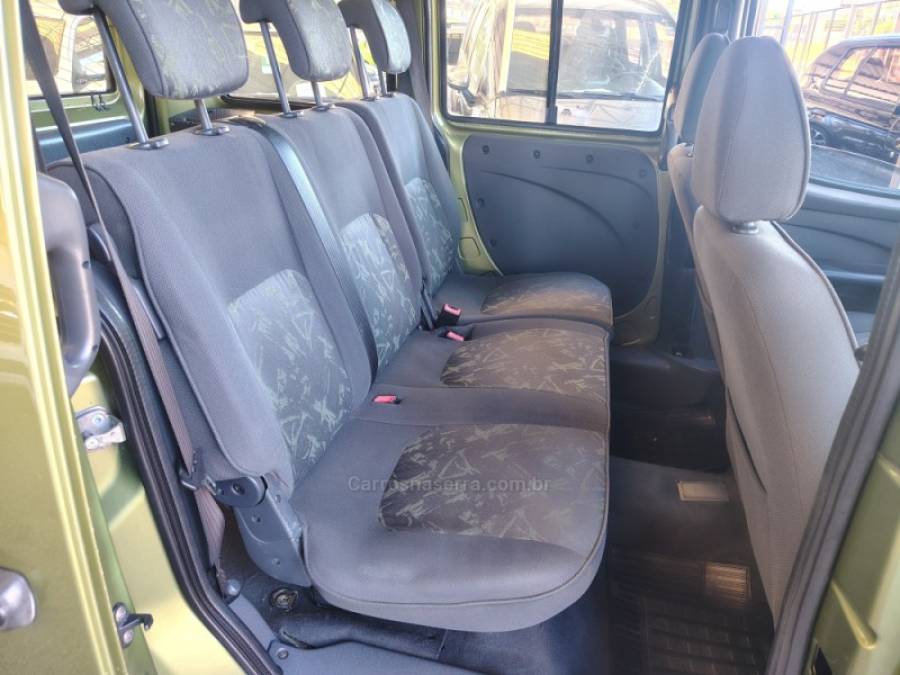 FIAT - DOBLÓ - 2004/2004 - Verde - R$ 34.000,00